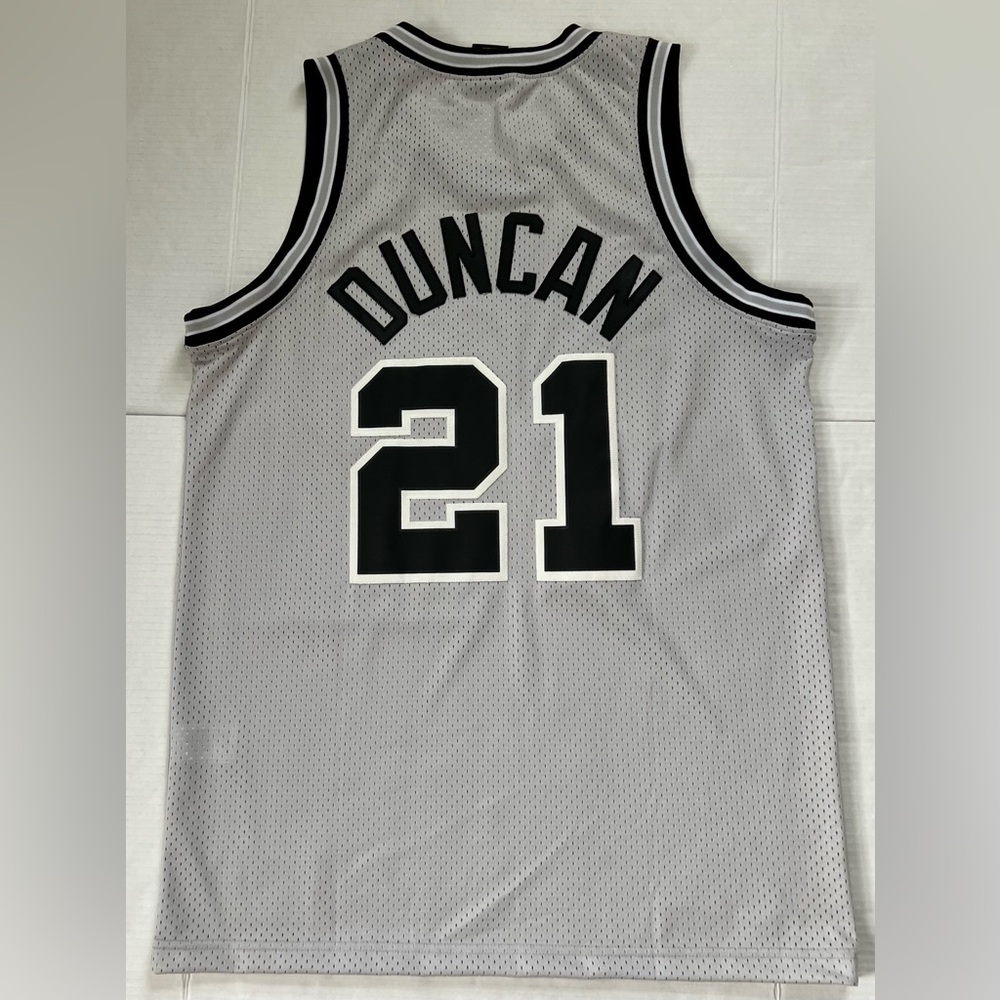 Vintage San Antonio Spurs Tim Duncan Nike Rewind Nba Jersey Medium Nike Gray